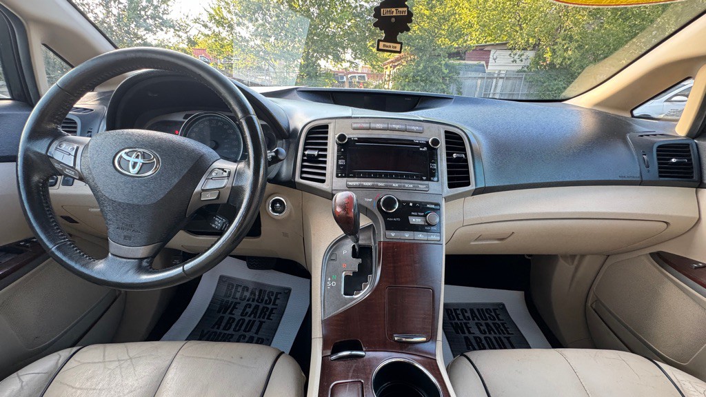 2011 Toyota Venza Image 13