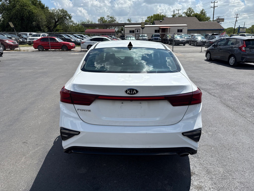 2020 Kia Forte Image 30
