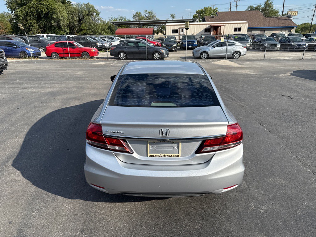 2015 Honda Civic Image 4