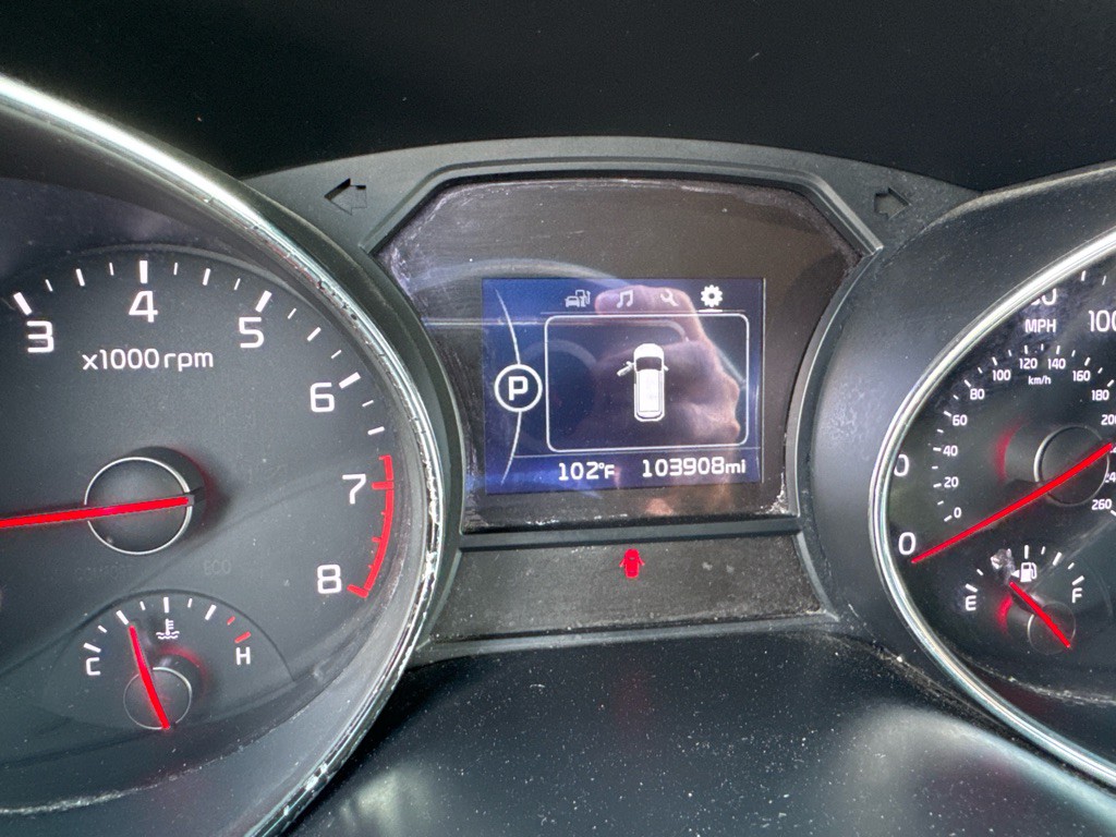 2017 Kia Sedona Image 16