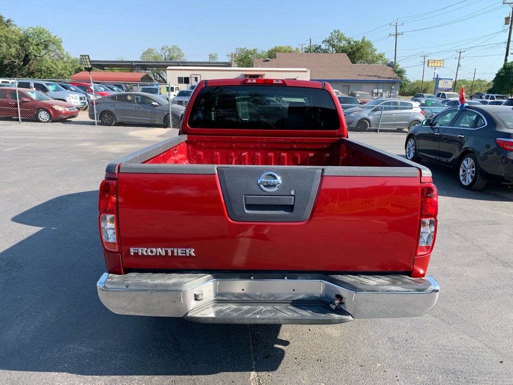 2012 Nissan Frontier Image 4