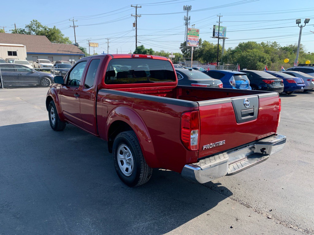 2012 Nissan Frontier Image 5