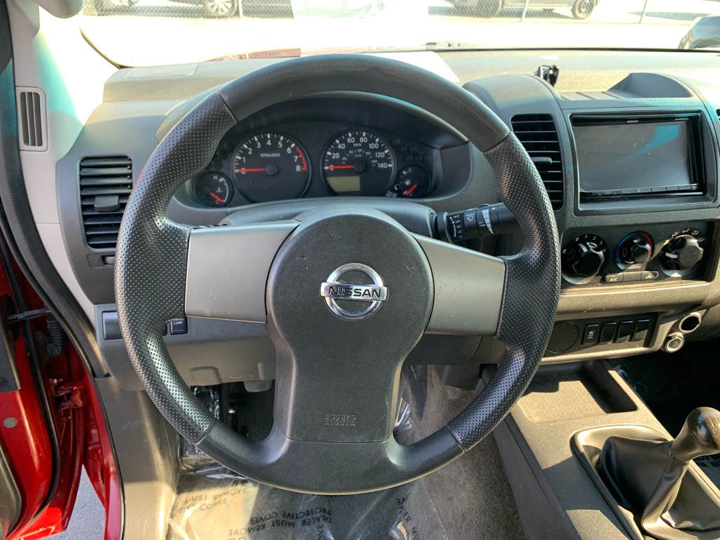 2012 Nissan Frontier Image 11