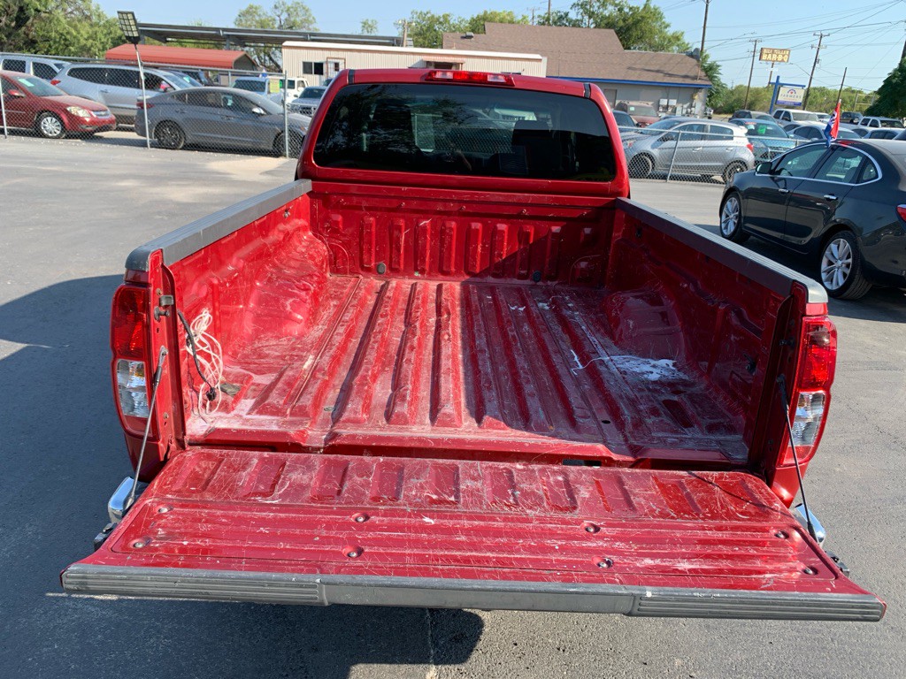 2012 Nissan Frontier Image 25
