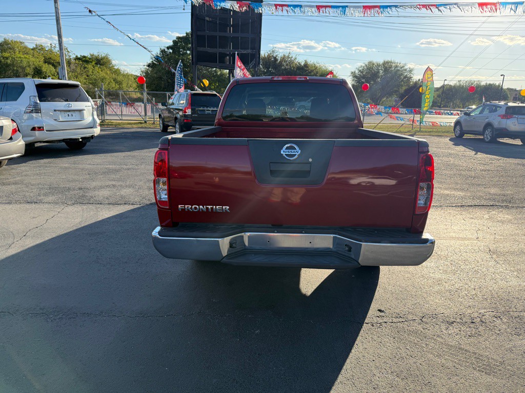 2012 Nissan Frontier Image 29