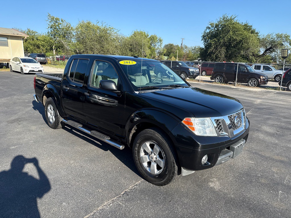 2012 Nissan Frontier Image 1