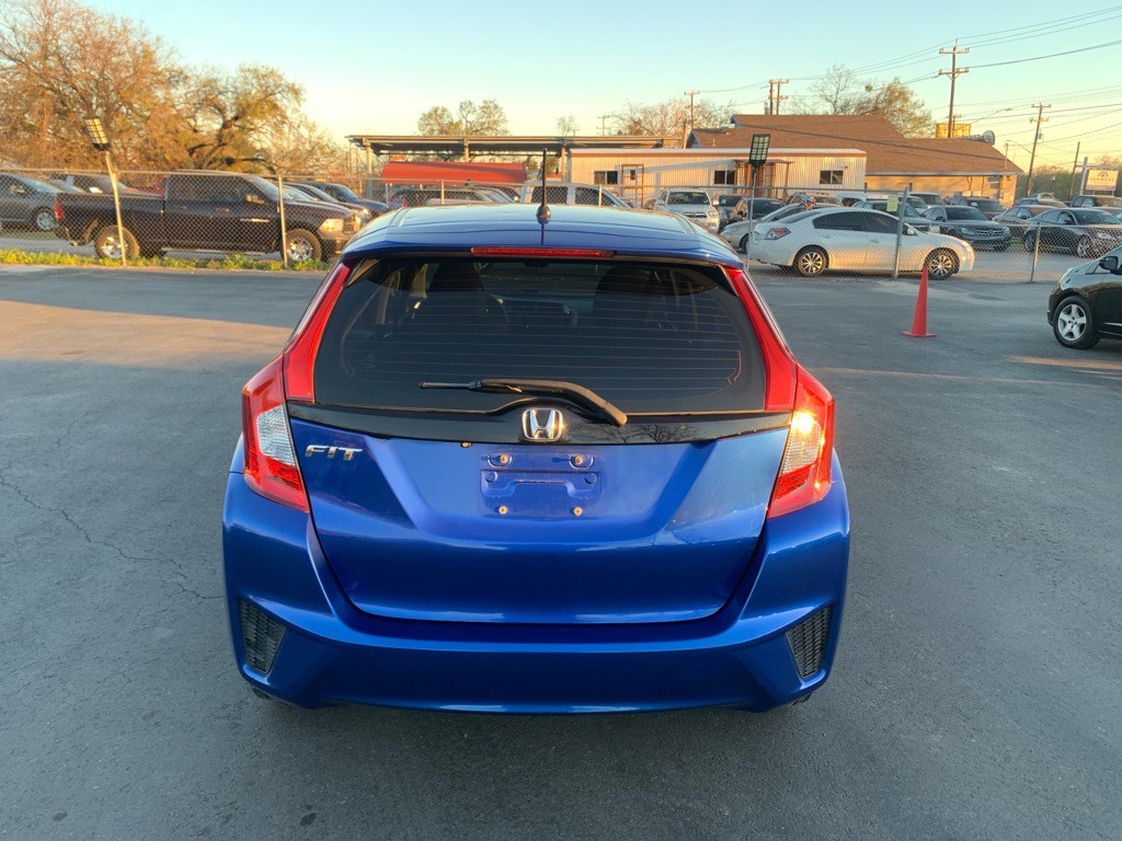 2015 Honda Fit Image 30