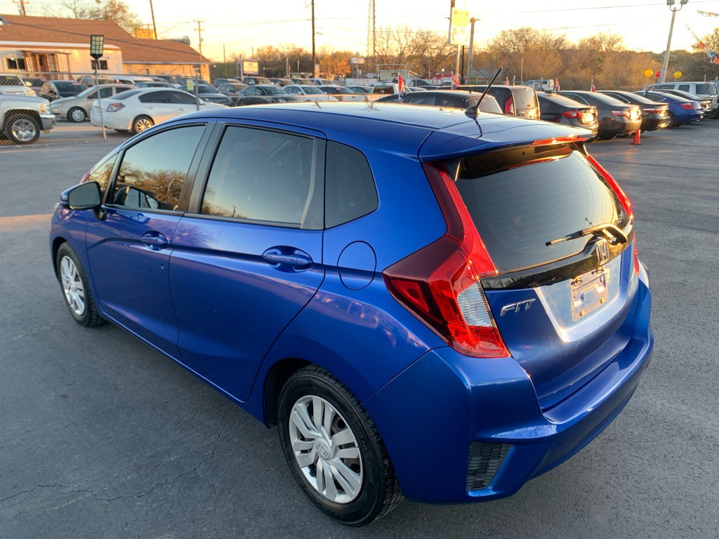 2015 Honda Fit Image 31