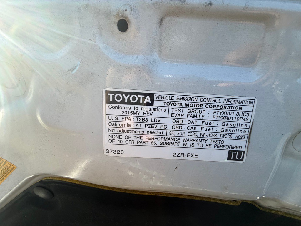 2015 Toyota Prius Image 16