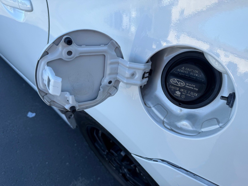 2015 Toyota Prius Image 24