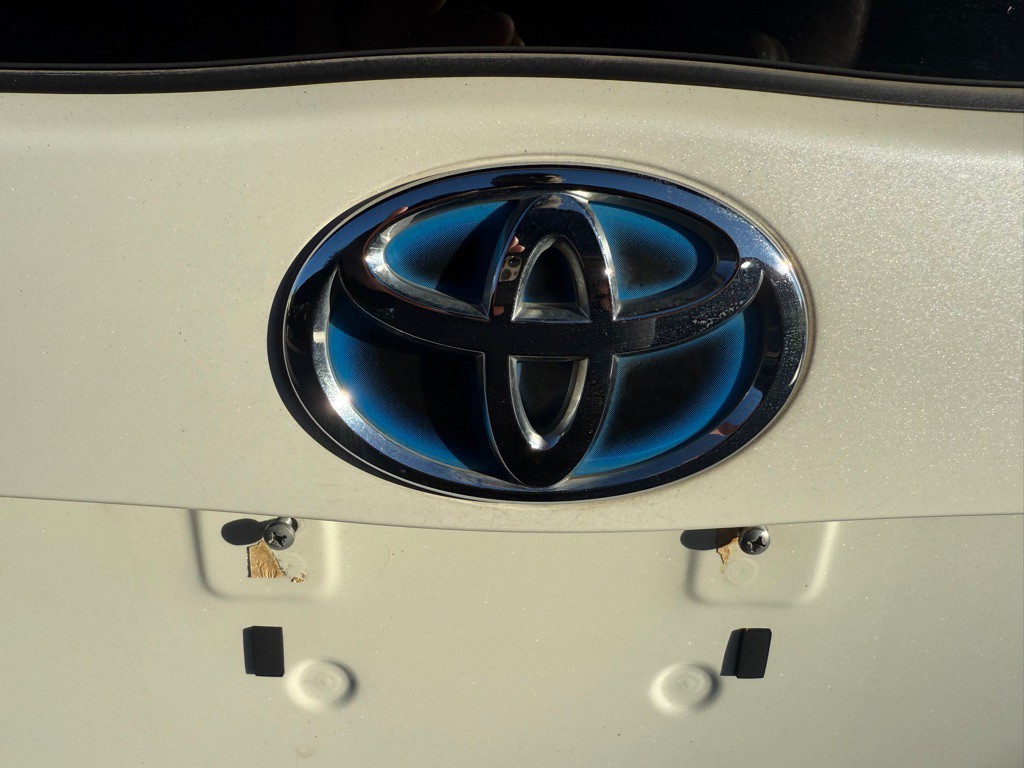 2015 Toyota Prius Image 25