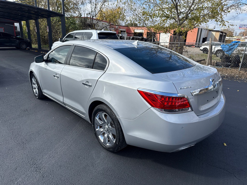 2012 Buick Lacrosse Image 5