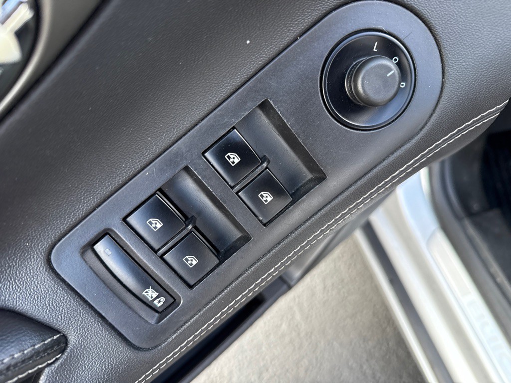 2012 Buick Lacrosse Image 9