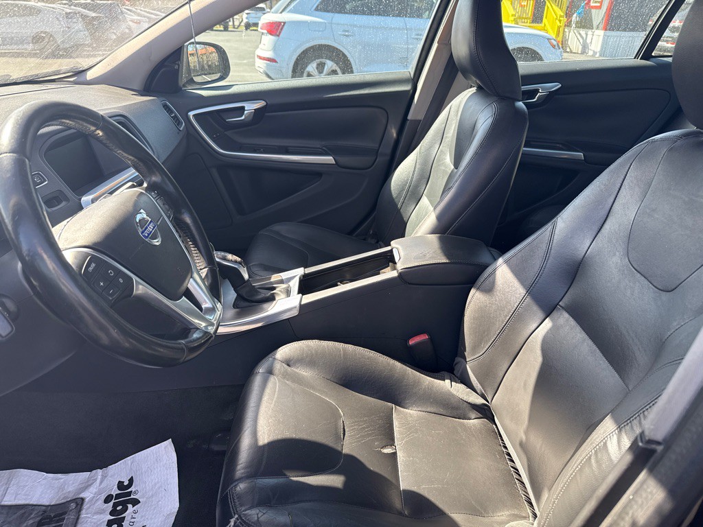 2016 Volvo S60 Image 10