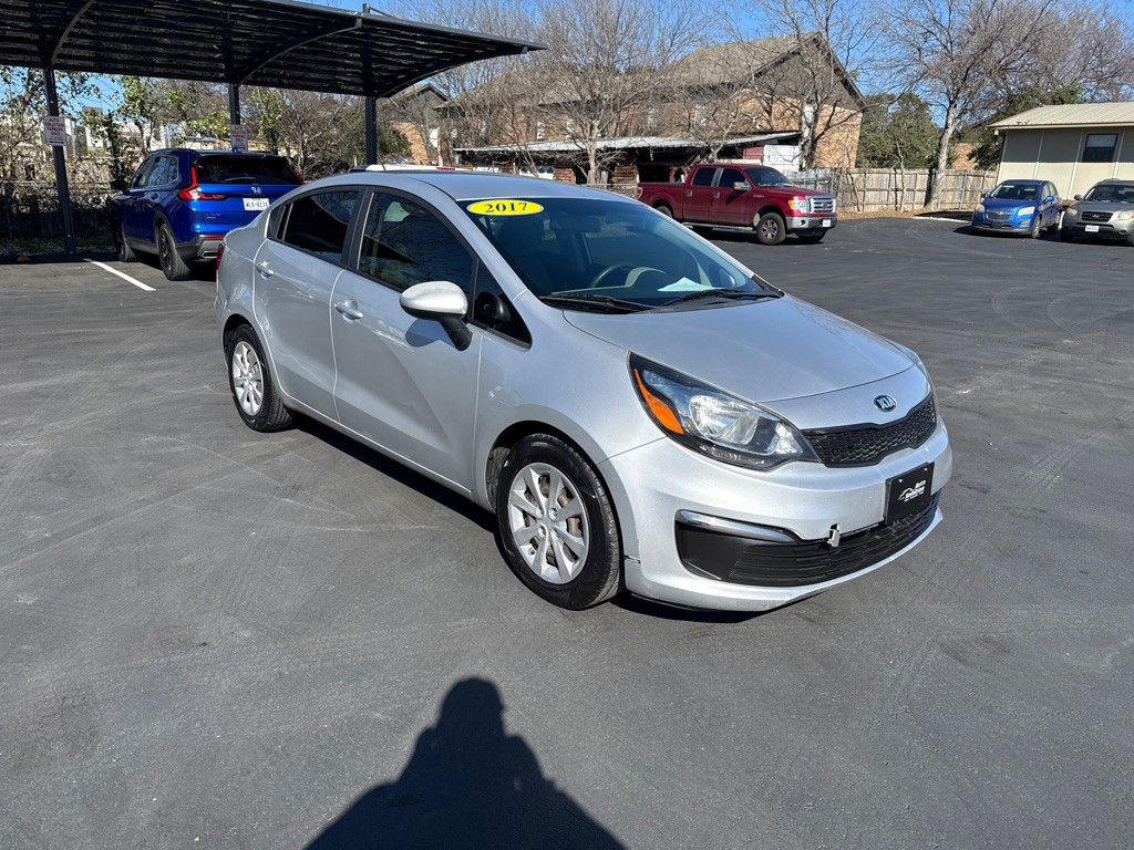 2017 Kia Rio Image 1