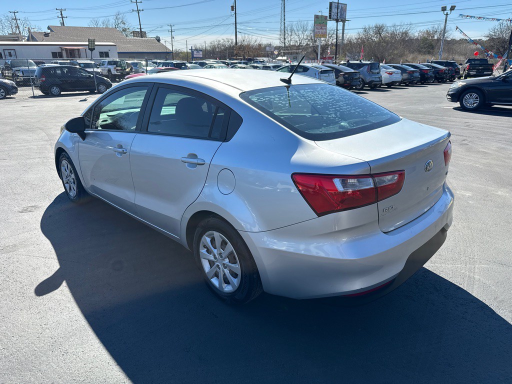 2017 Kia Rio Image 5