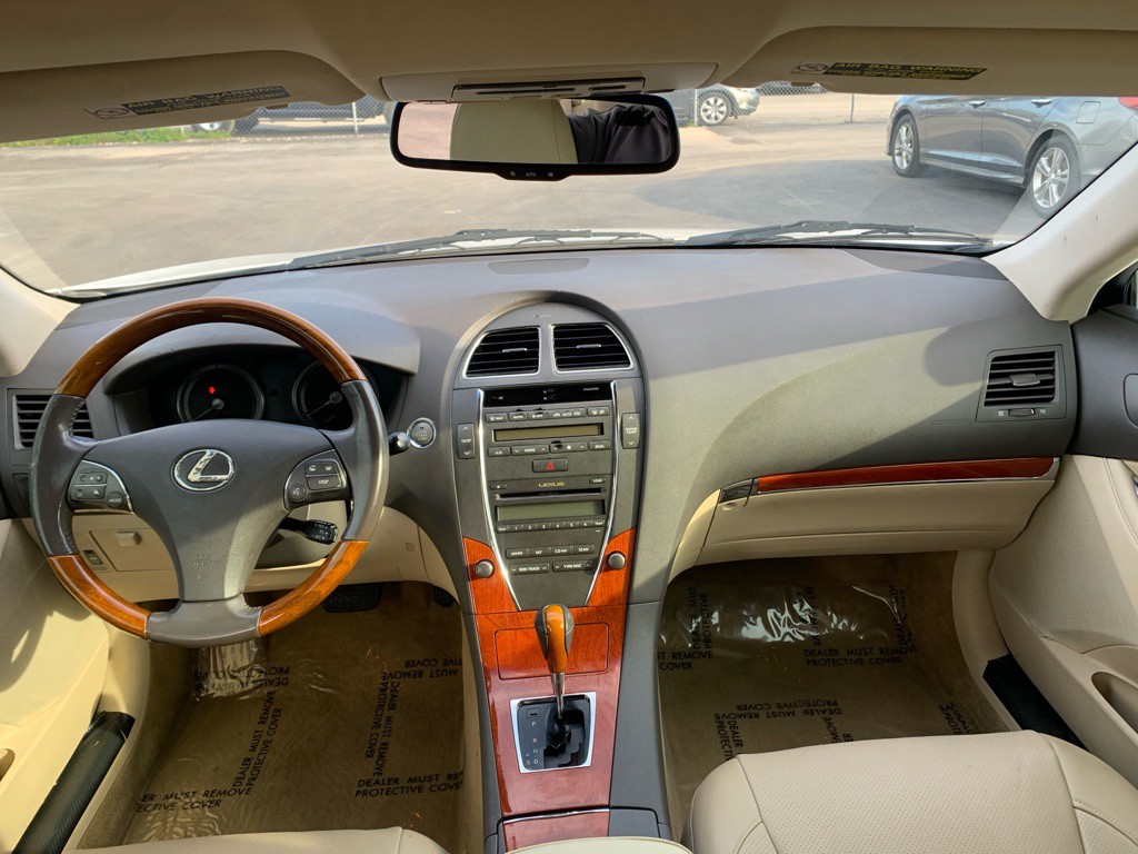2010 Lexus ES Image 15