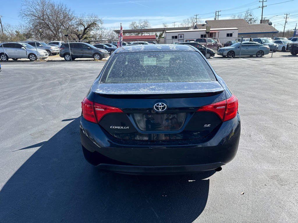 2017 Toyota Corolla Image 4