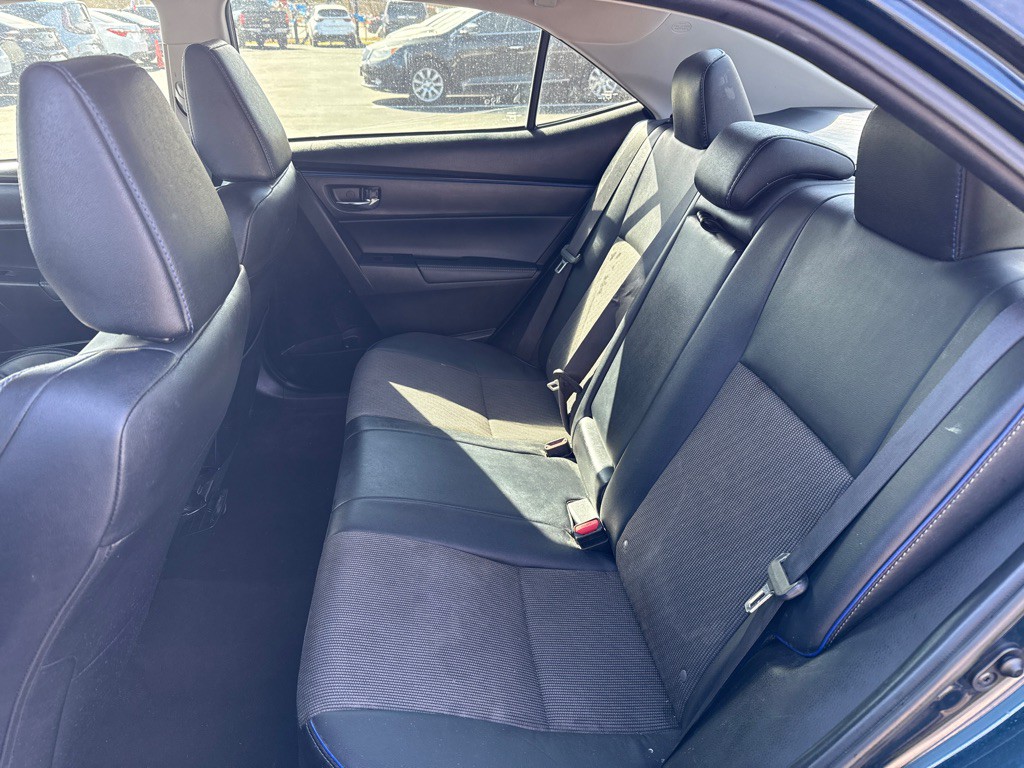 2017 Toyota Corolla Image 11