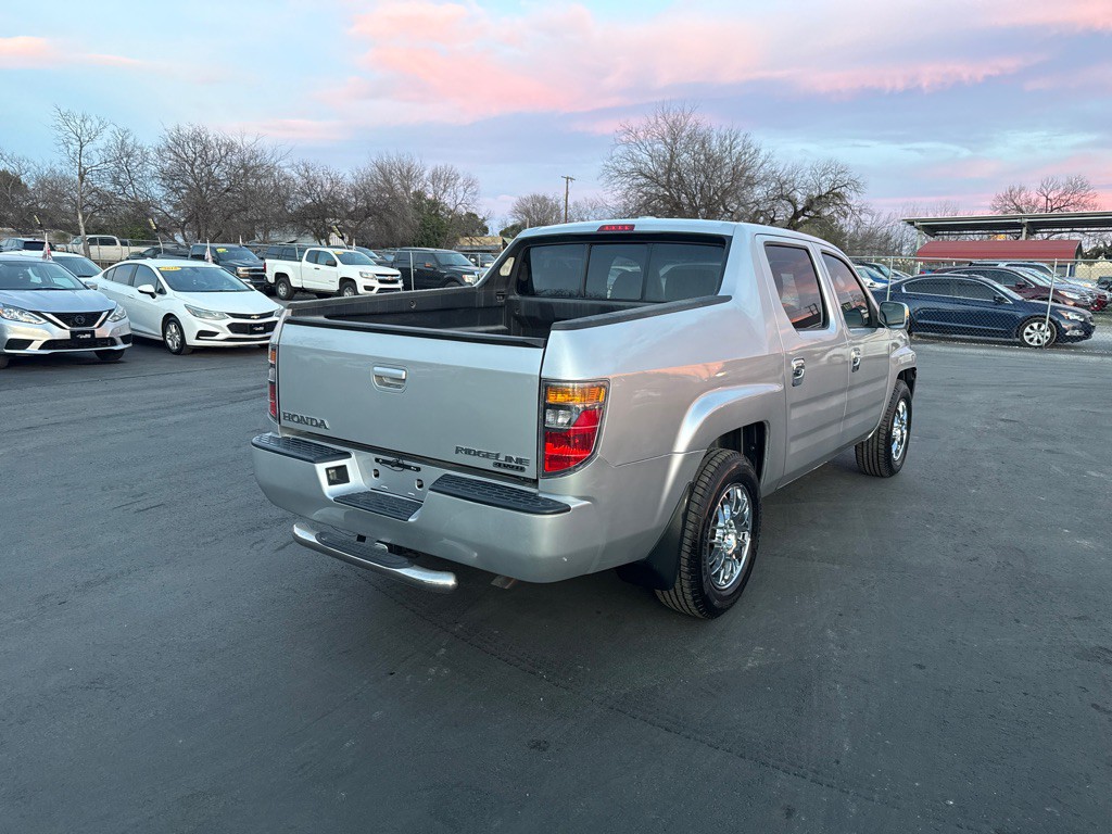 2006 Honda Ridgeline Image 3