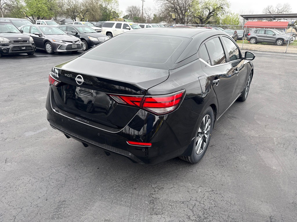 2024 Nissan Sentra Image 3