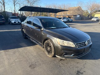 Image for 2017 Volkswagen Passat R-line ID: 7134293