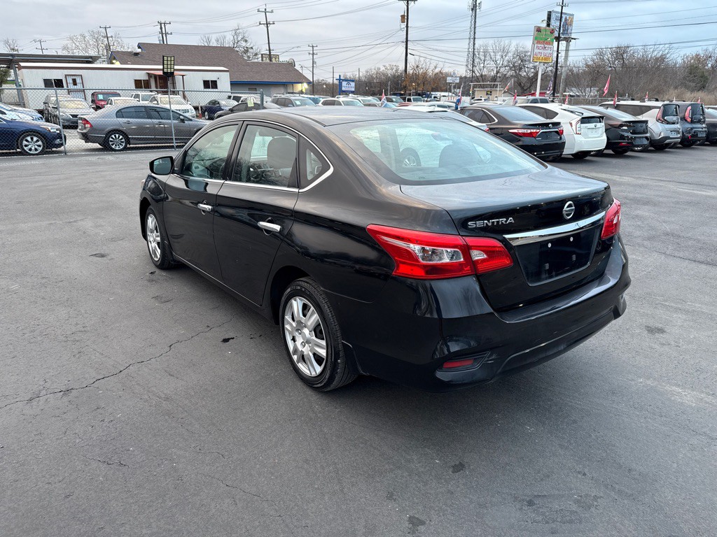2017 Nissan Sentra Image 5