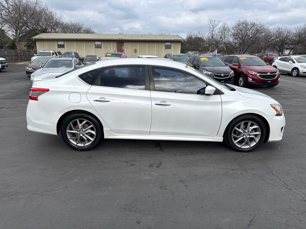 2013 Nissan Sentra Image 2