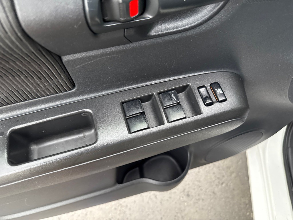 2014 Scion xB Image 9