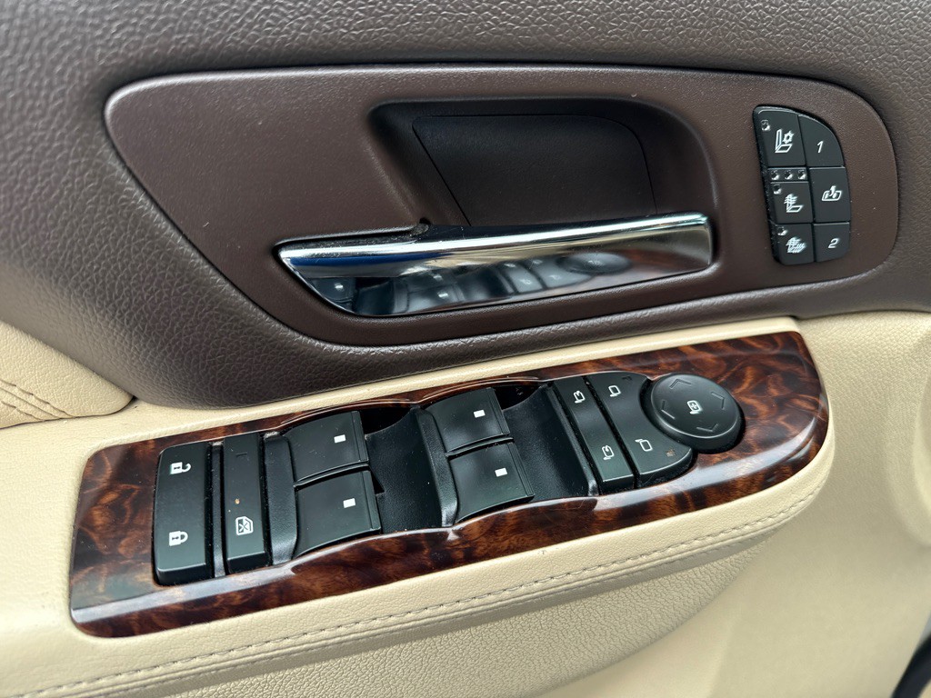 2012 GMC Yukon Image 9