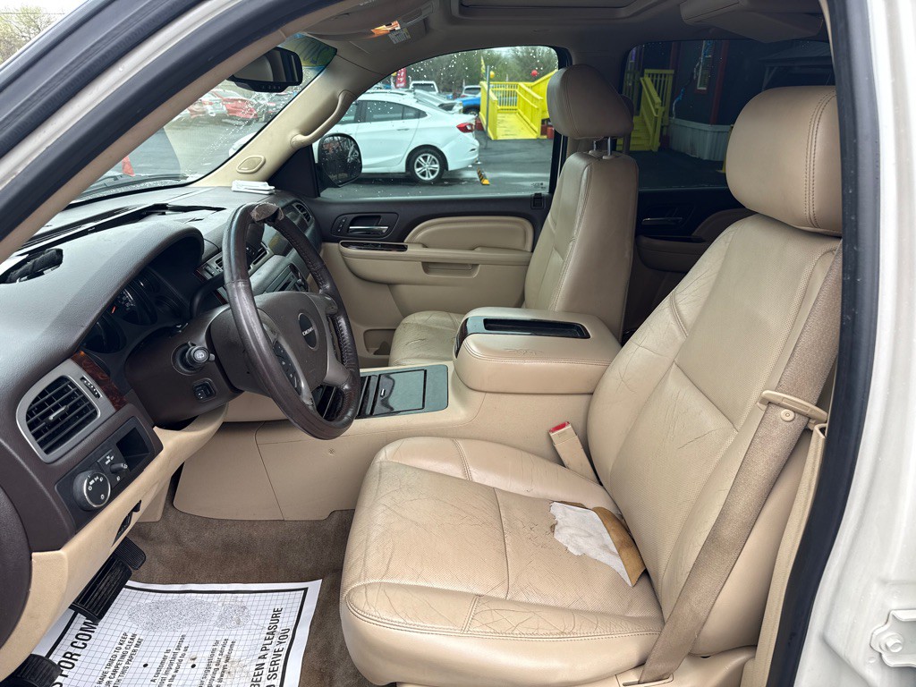 2012 GMC Yukon Image 10