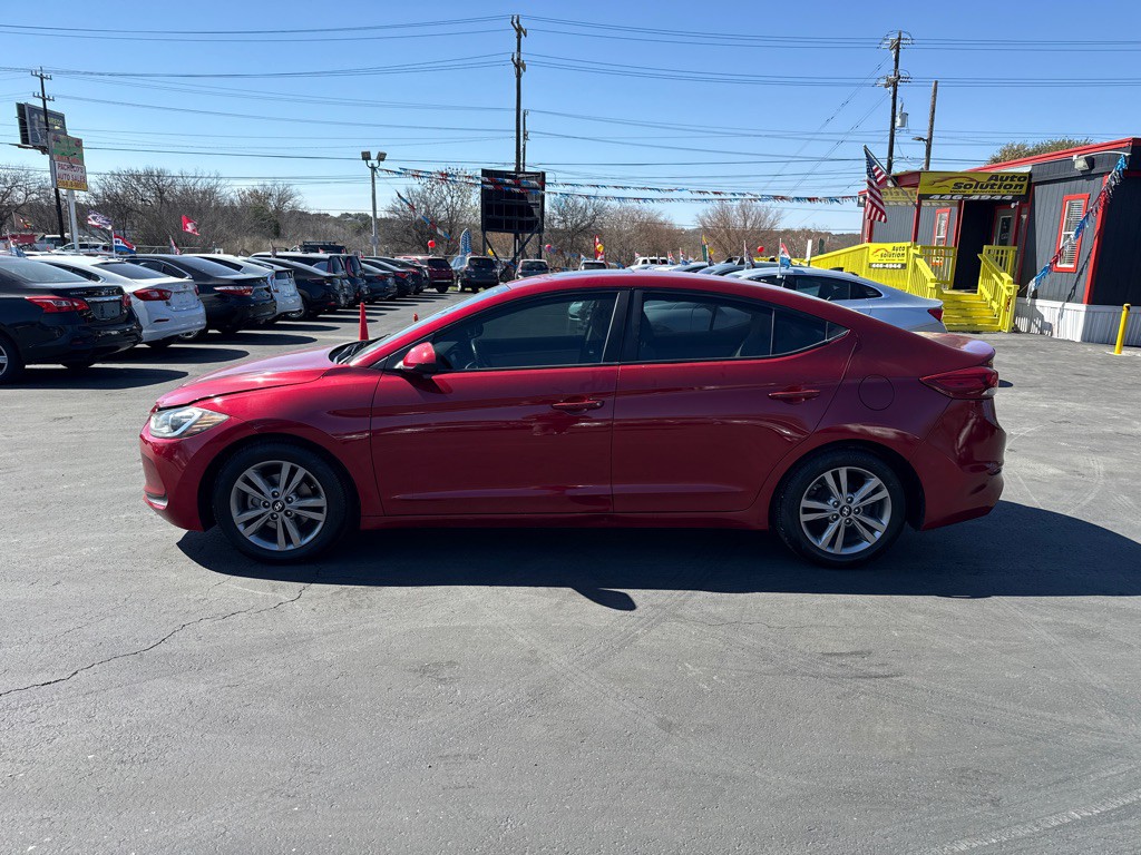 2017 Hyundai Elantra Image 6
