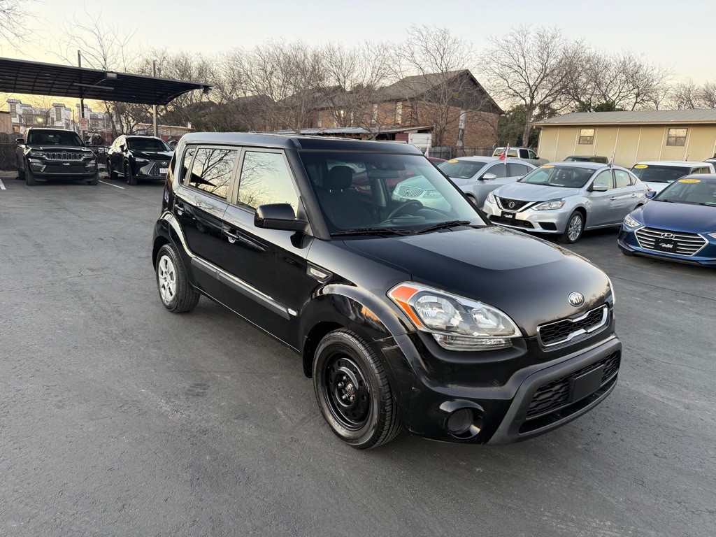 2013 Kia Soul Image 1
