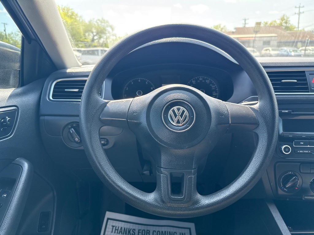 2013 Volkswagen Jetta Image 15