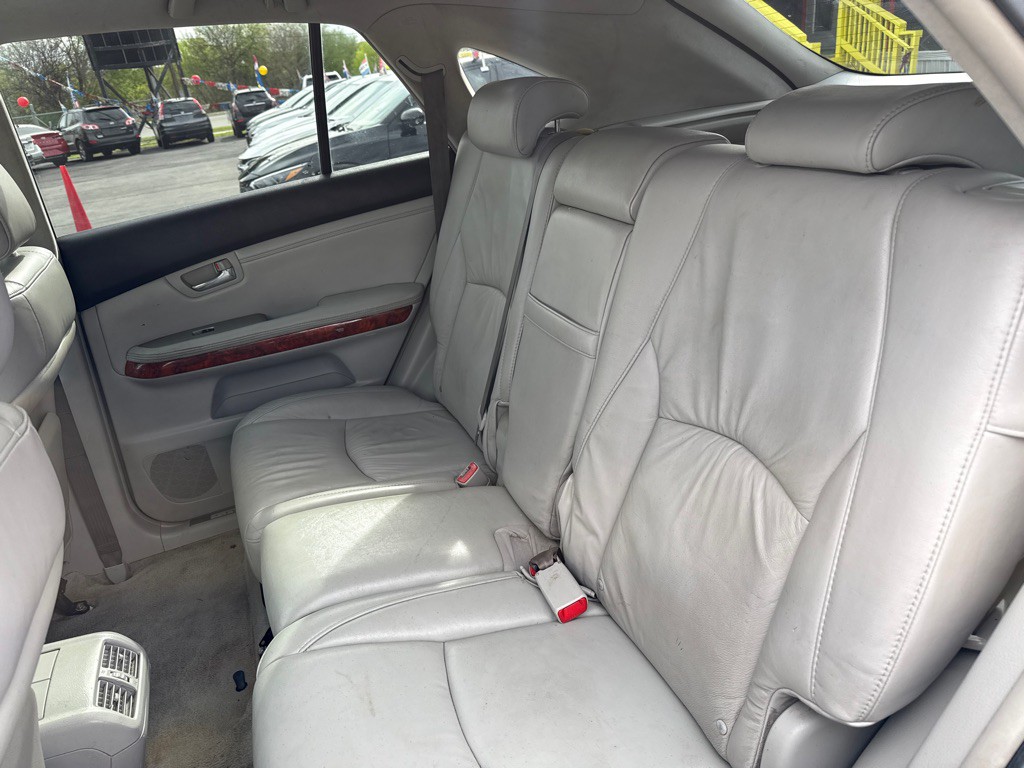2007 Lexus RX Image 11
