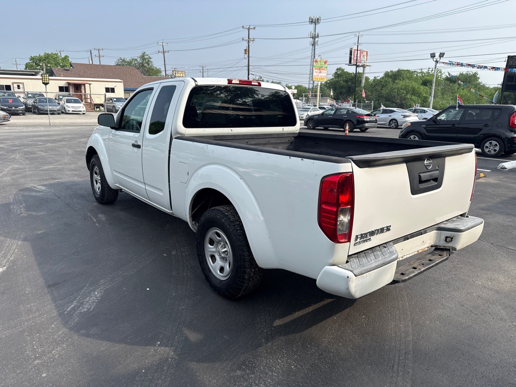 2018 Nissan Frontier Image 5
