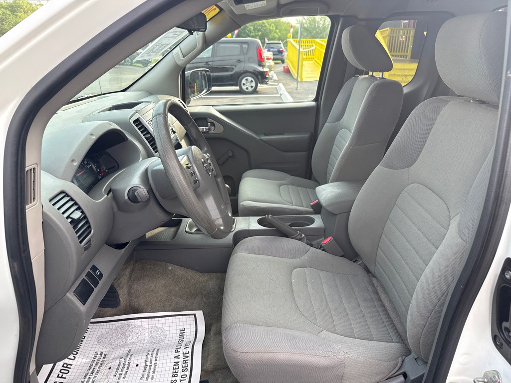 2018 Nissan Frontier Image 9