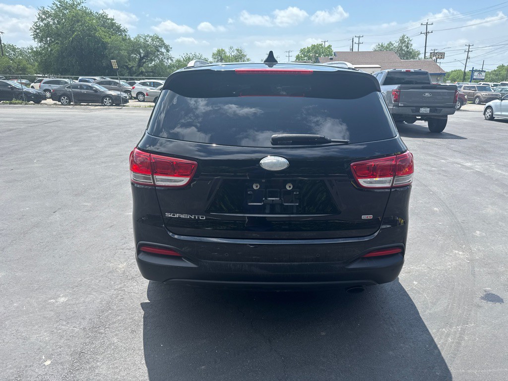 2018 Kia Sorento Image 4
