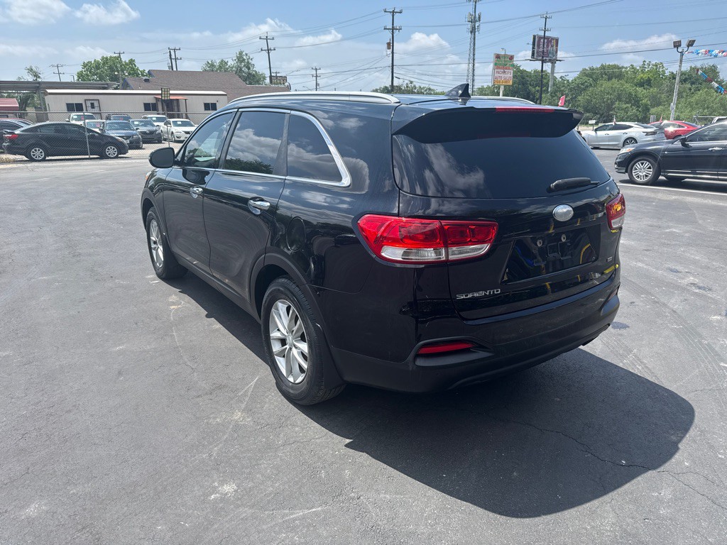 2018 Kia Sorento Image 5