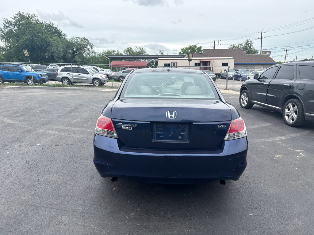 2008 Honda Accord Image 4