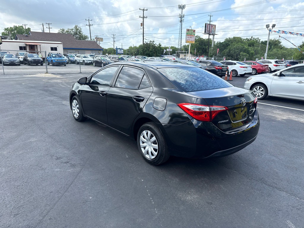 2015 Toyota Corolla Image 5