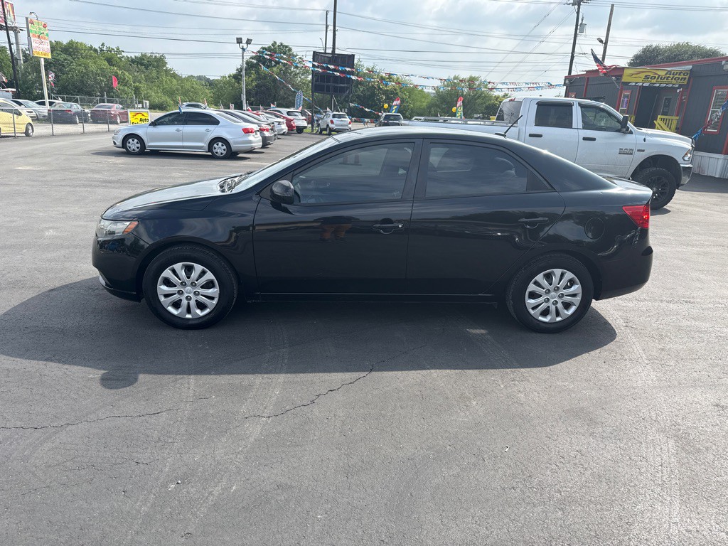 2013 Kia Forte Image 6