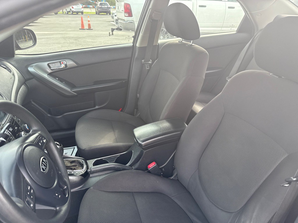 2013 Kia Forte Image 10