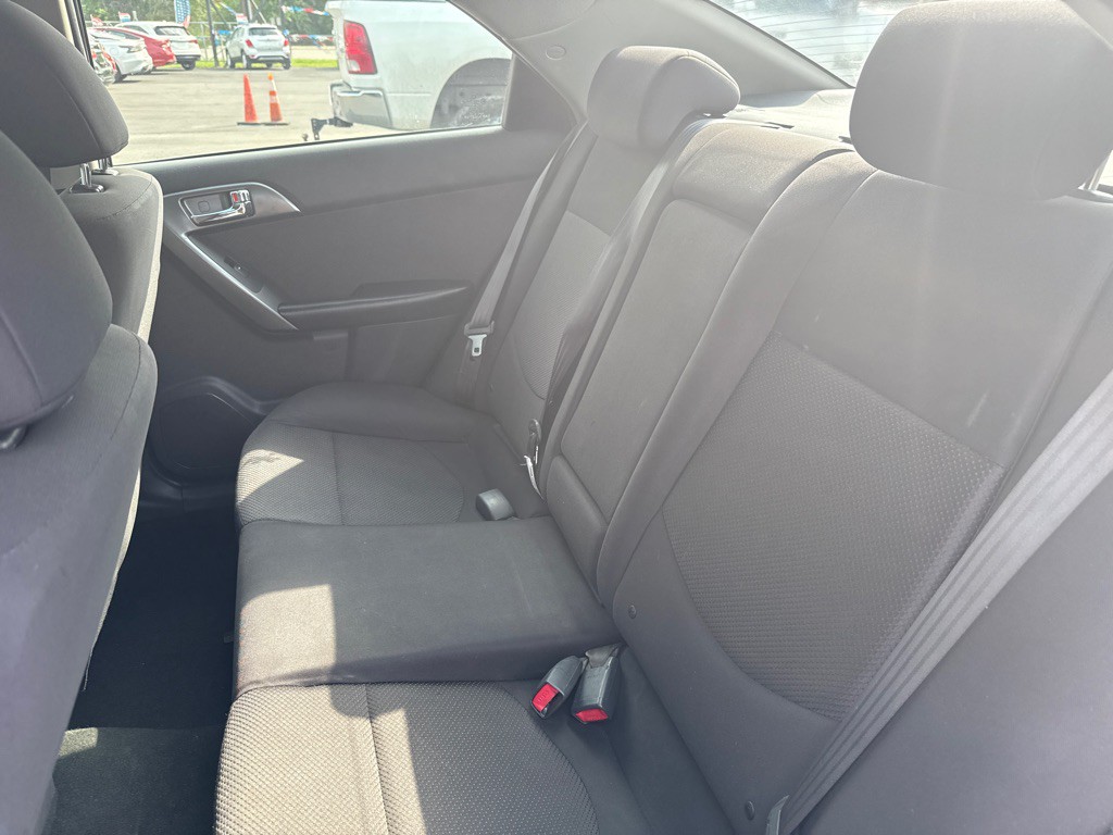 2013 Kia Forte Image 11