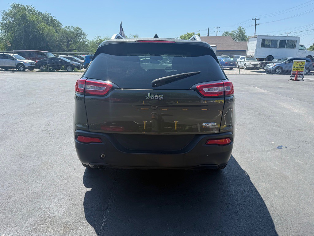 2016 Jeep Cherokee Image 4