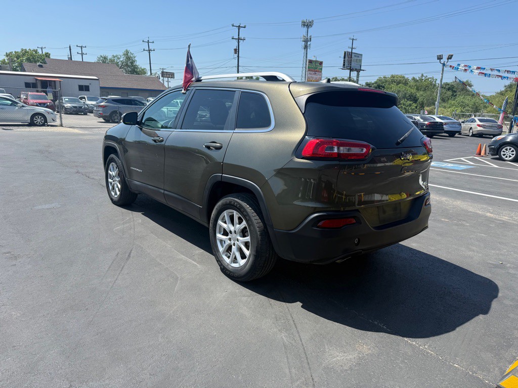 2016 Jeep Cherokee Image 5