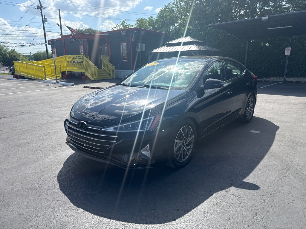 2019 Hyundai Elantra Image 7
