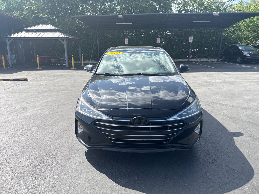 2019 Hyundai Elantra Image 8