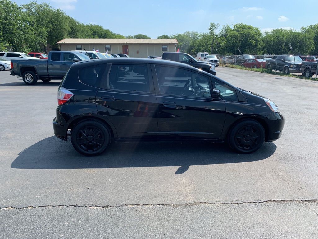 2013 Honda Fit Image 2