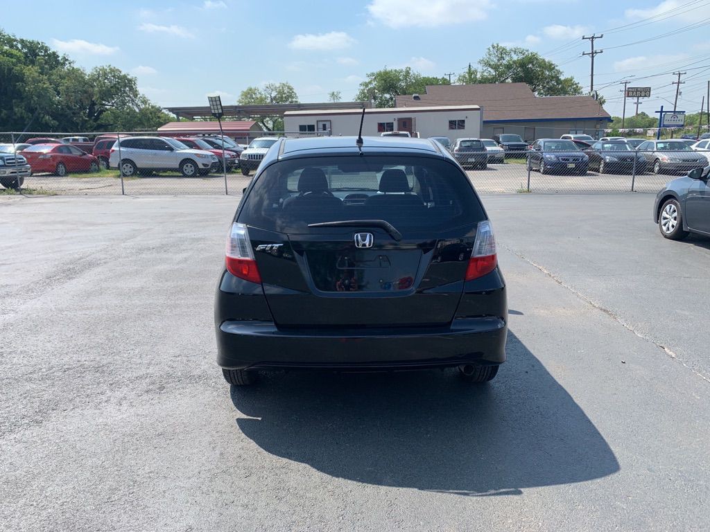 2013 Honda Fit Image 4